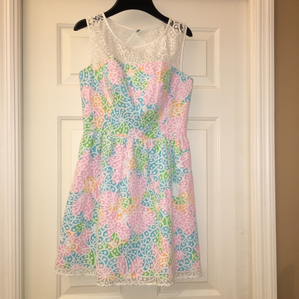 Super cute Lilly Pulitzer floral, lace dress, 2